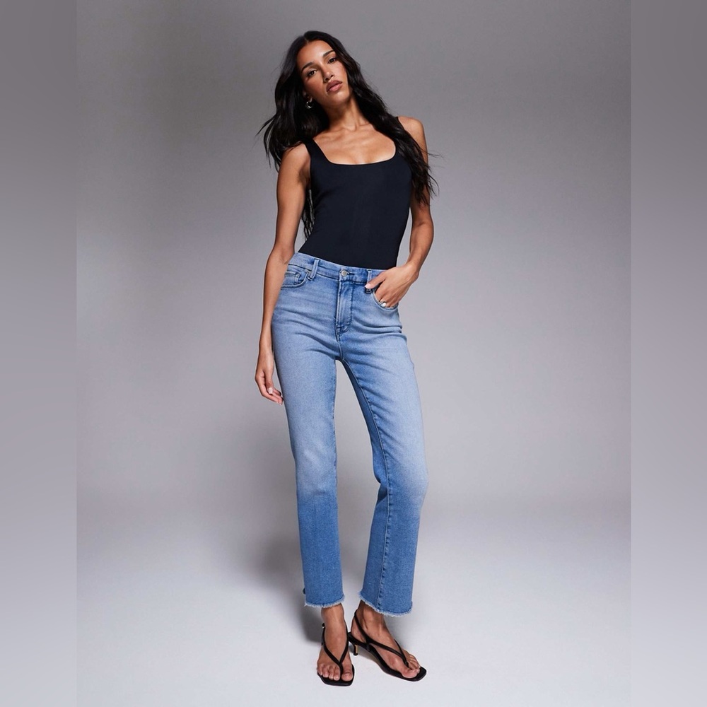 NEW Good American Good Leg Straight Split Pockets Jeans in Mid Blue Szs 26 & 27